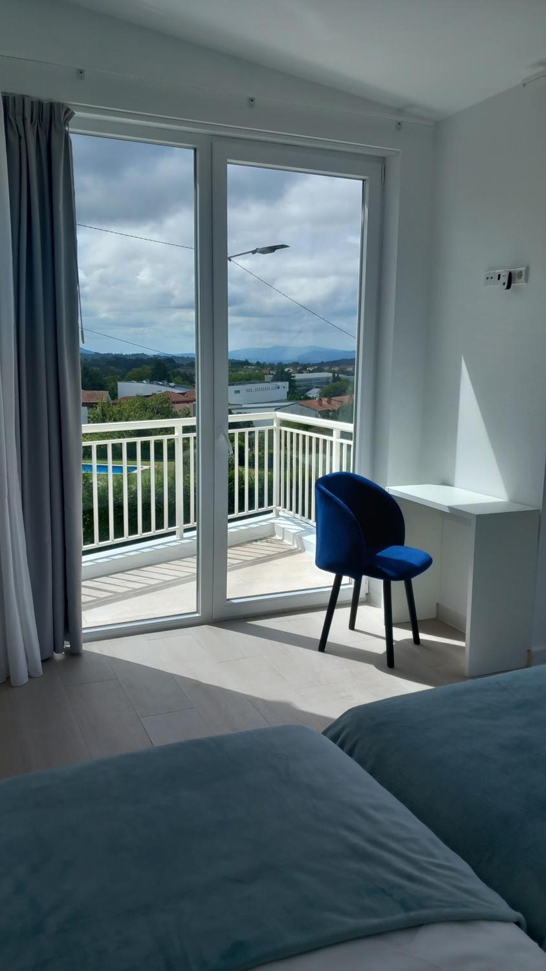 Casas Turisticas Lar Jardin - Parking Privado Santiago de Compostela Ngoại thất bức ảnh