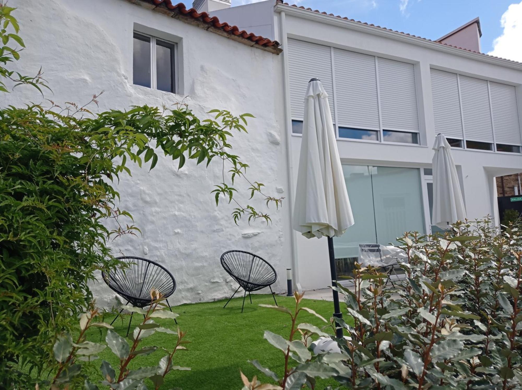 Casas Turisticas Lar Jardin - Parking Privado Santiago de Compostela Ngoại thất bức ảnh