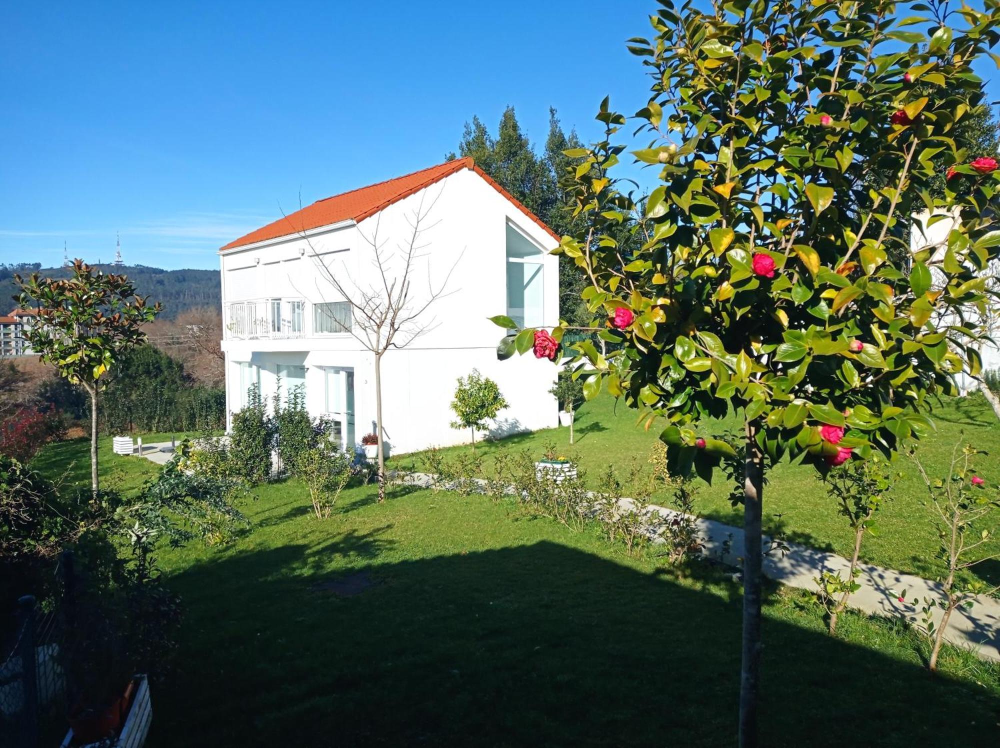 Casas Turisticas Lar Jardin - Parking Privado Santiago de Compostela Ngoại thất bức ảnh