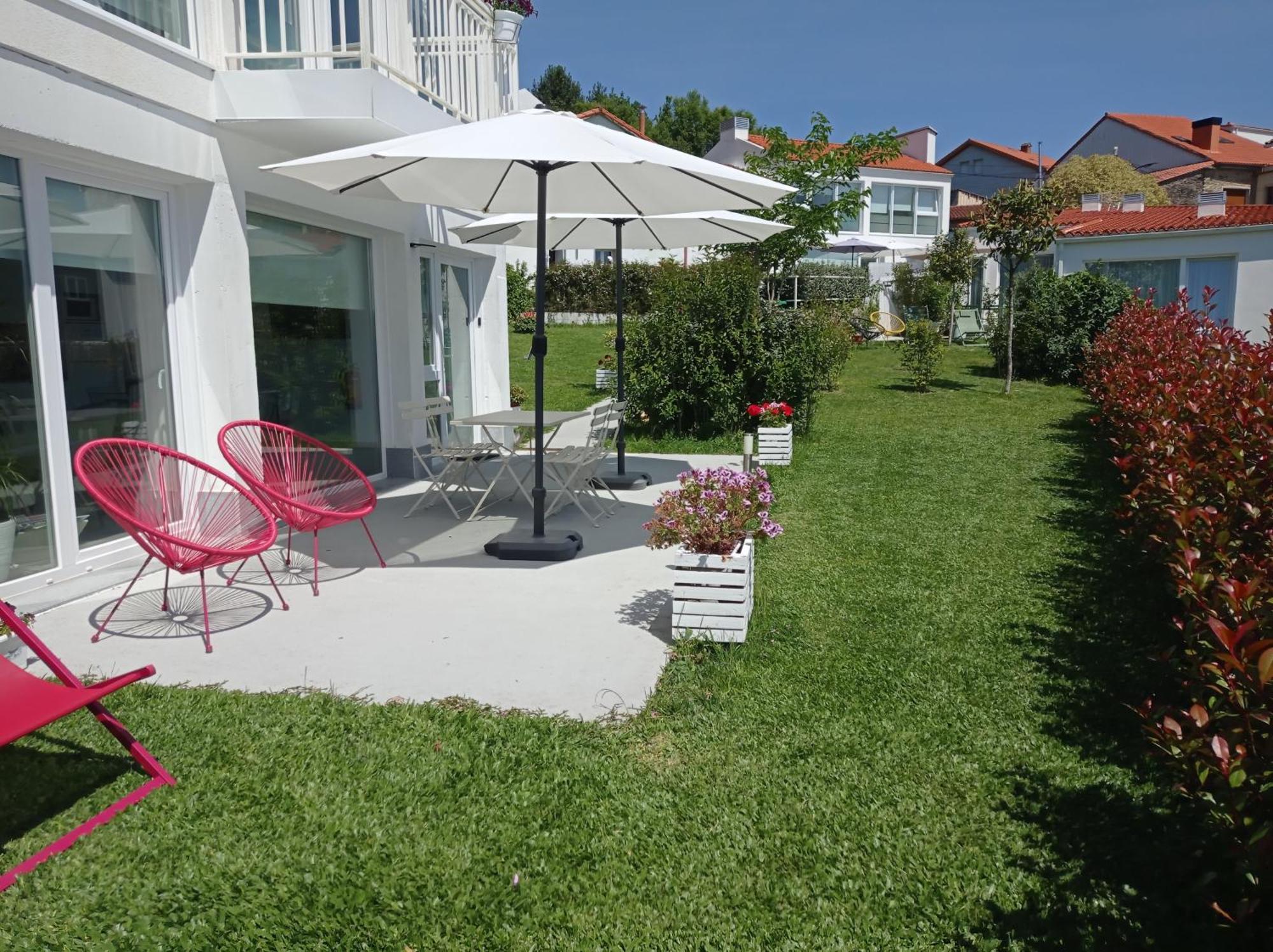 Casas Turisticas Lar Jardin - Parking Privado Santiago de Compostela Ngoại thất bức ảnh